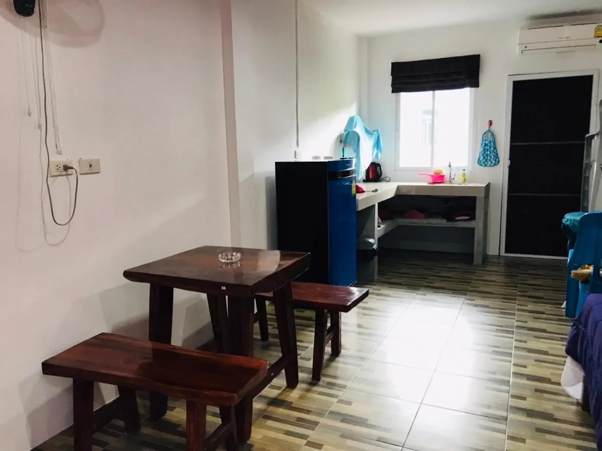 Alif Apartment 2 Ko Lanta 泰国